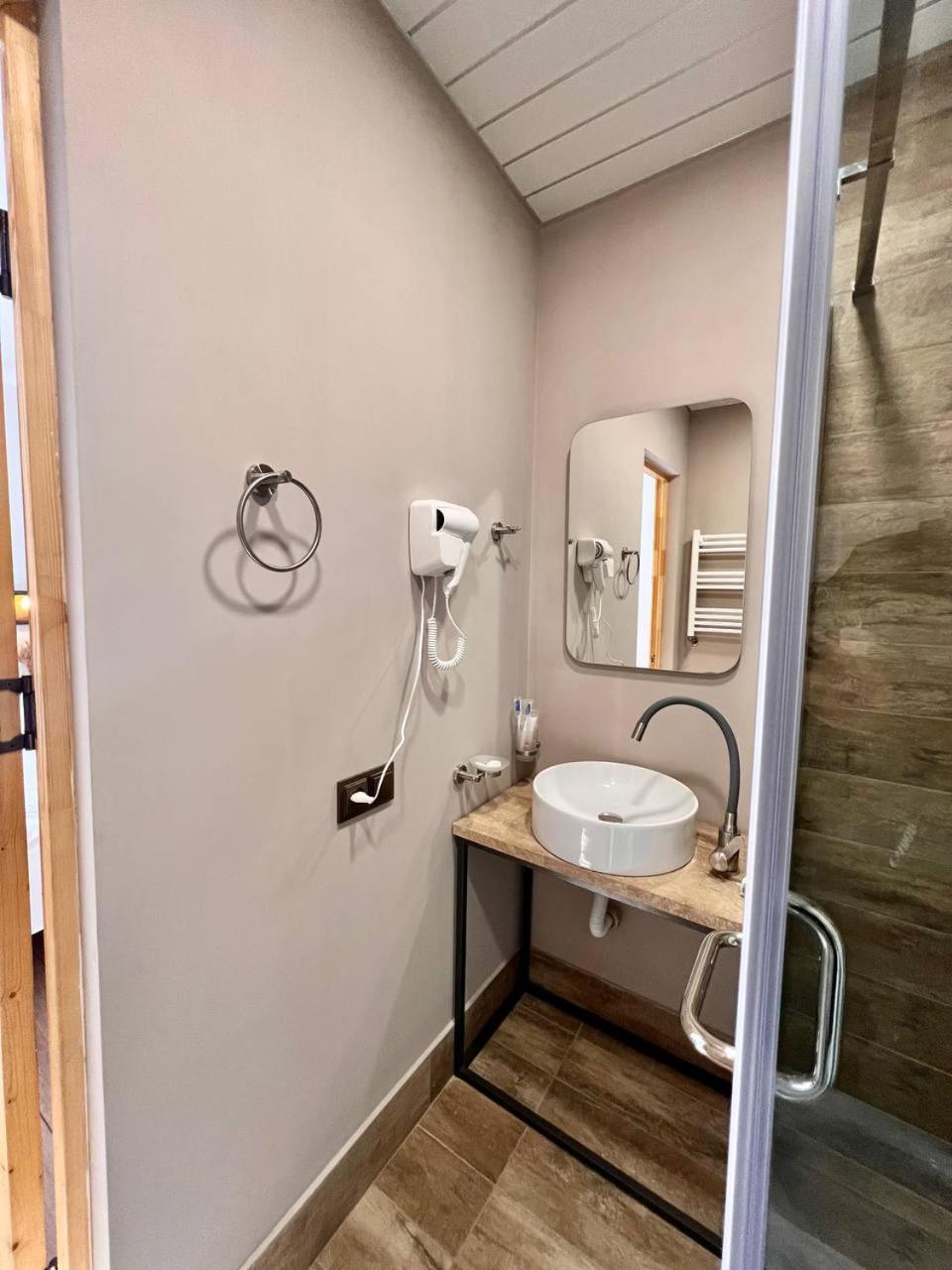 Sargsyan Eco House Aparthotel Sevan Rom bilde