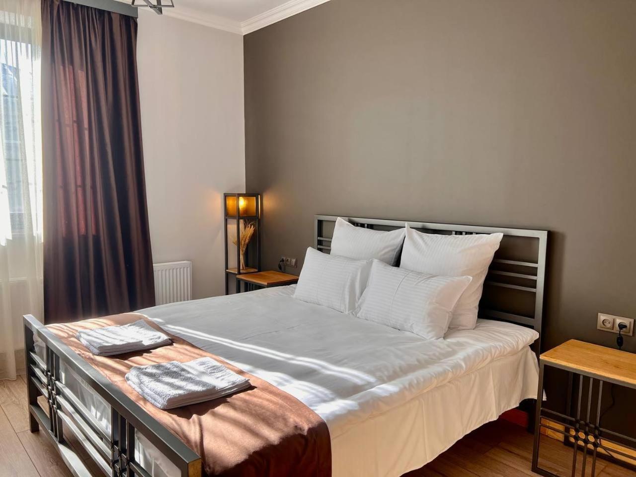 Sargsyan Eco House Aparthotel Sevan Rom bilde