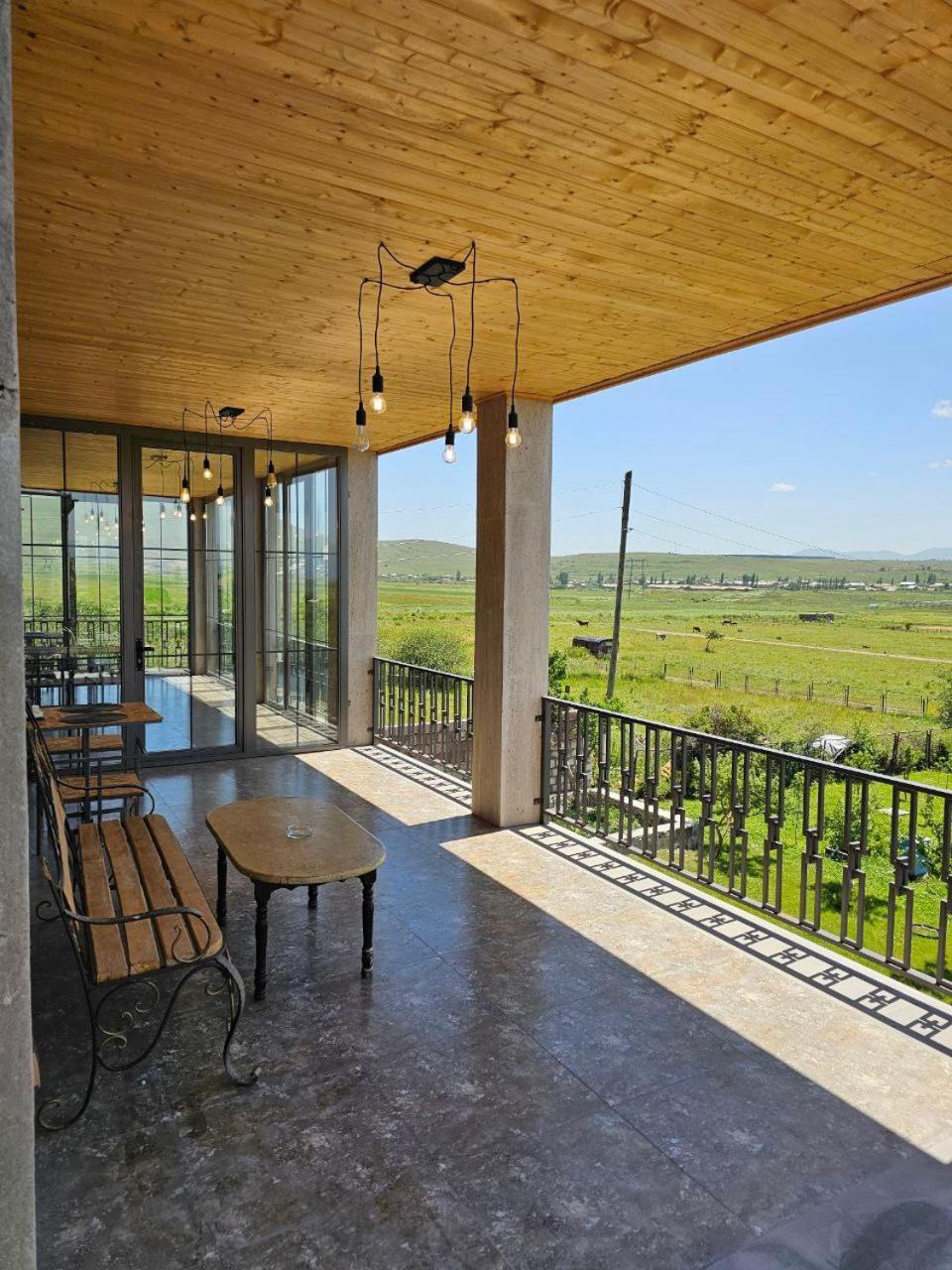Sargsyan Eco House Aparthotel Sevan Eksteriør bilde